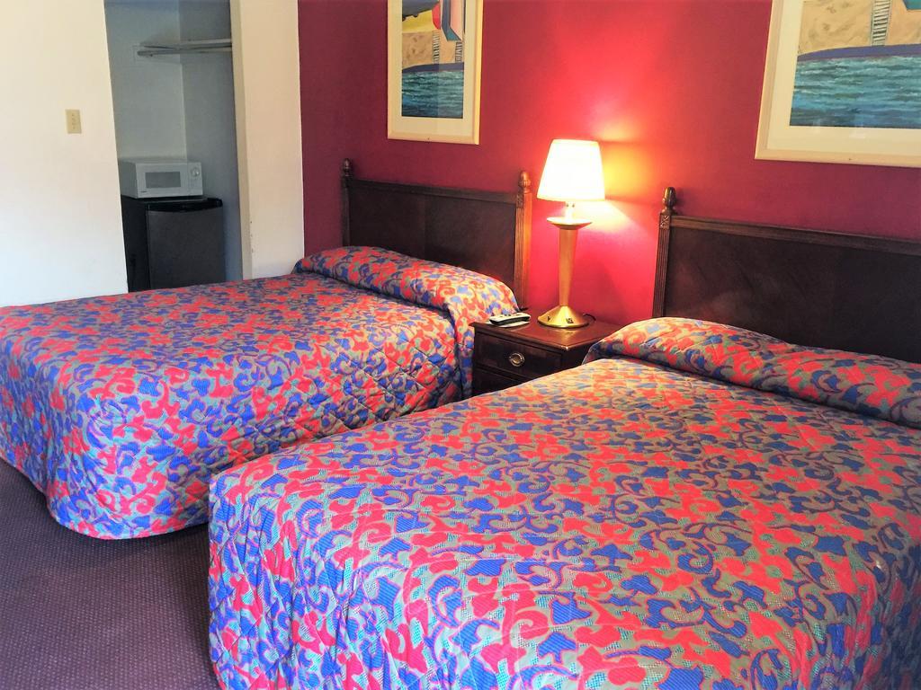 Budget Inn Wrightstown Экстерьер фото